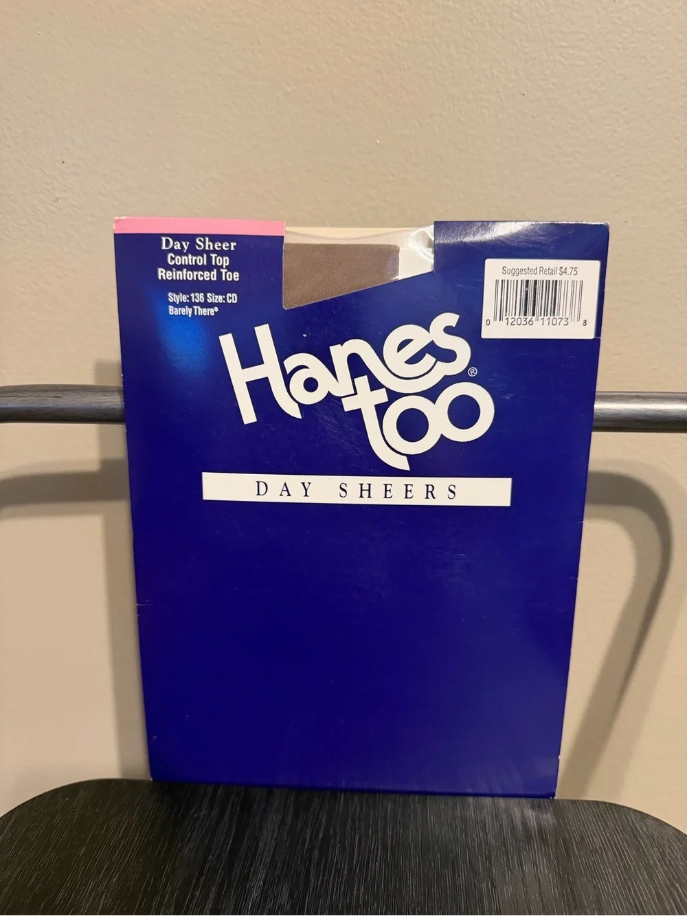 Vintage Hanes Too Day Sheers Pantyhose Size CD Barely There NOS